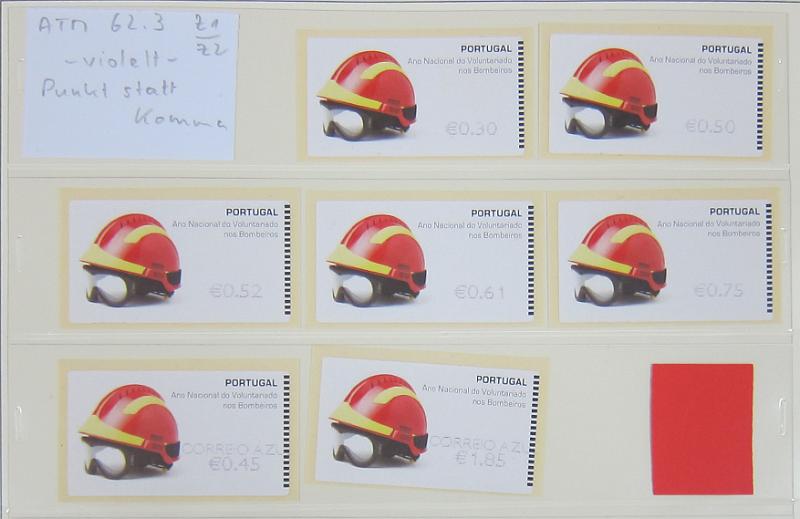 0265 (271).jpg -     Lote:    265      Colecção Especializada - Etiquetas      Lotes Especiais       Descrição:      1981/2010 &mdash; Etiquetas.   Coleção composta por 12 álbuns com etiquetas desde percursoras e Framas até 2010, com provas, erros, FDC's, etiquetas novas e usadas, sobrescritos circulados, variedades de impressão e papéis. Importante estudo. Lote a ver.        Lote ETQ       Valor Base:     &euro; 3000,00     Valor Venda:     &euro;      